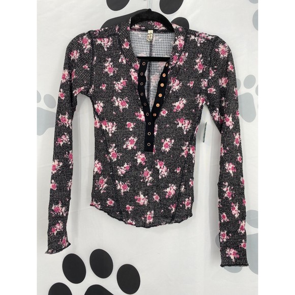 Free People NWT One of the Girls Printed Henley Pink Floral Long Sleeve Top New - Picture 3 of 13